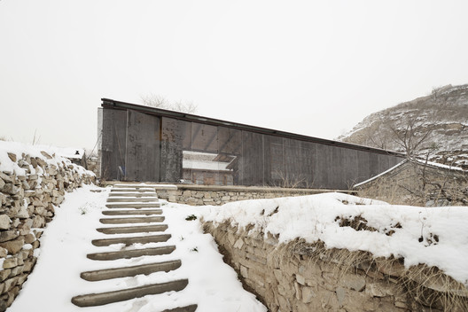 Casa cerca de la Gran Muralla / Jin Lei - Imagen 2 de 30