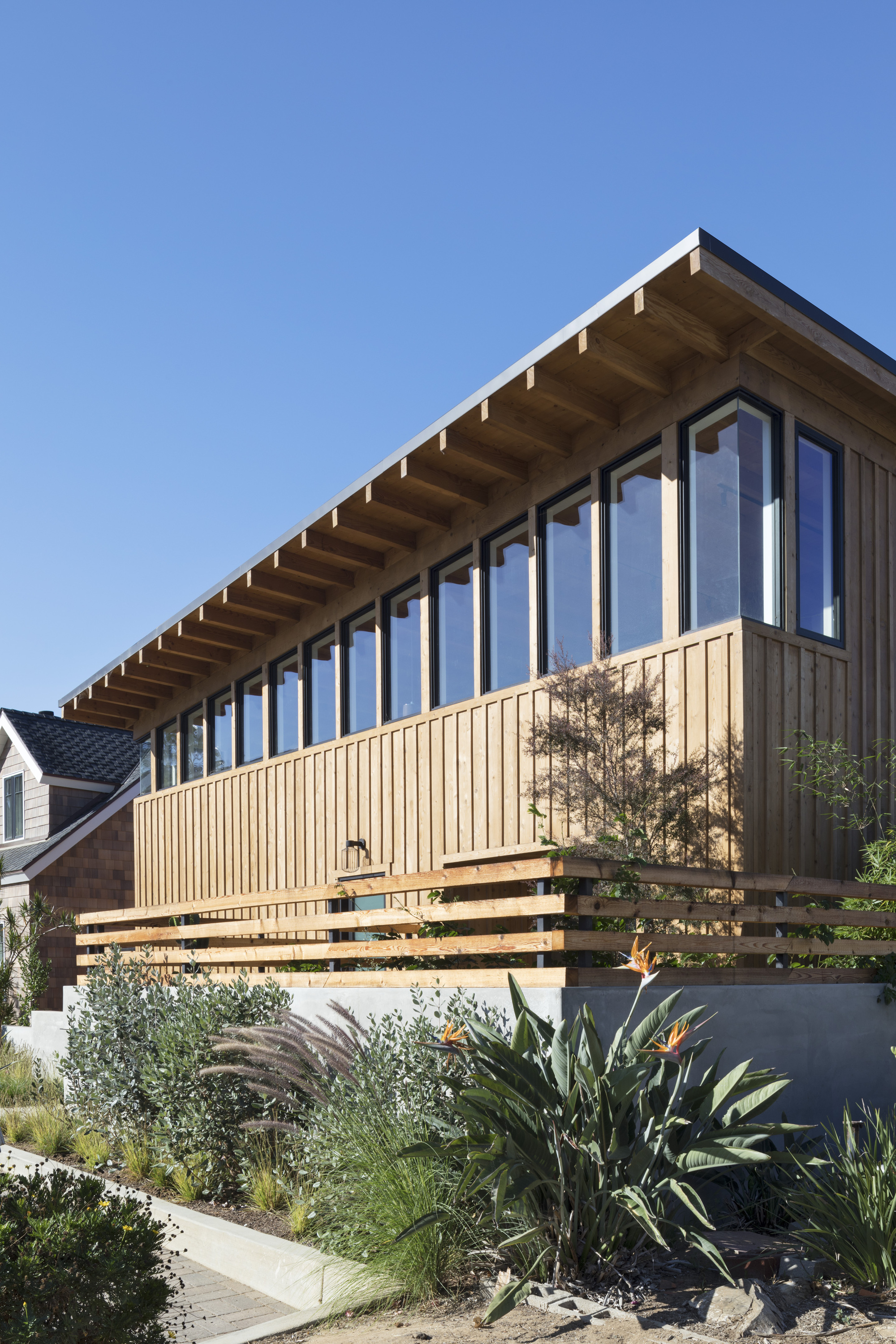 Gallery of Cornish House / Brett Farrow Architect 5