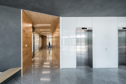 Interior do Shanghai Baoye Center / LYCS Architecture Interior do Shanghai Baoye Center / LYCS Architecture - Imagem 4 de 33