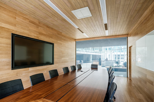 Interior do Shanghai Baoye Center / LYCS Architecture Interior do Shanghai Baoye Center / LYCS Architecture - Imagem 21 de 33