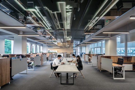 Interior do Shanghai Baoye Center / LYCS Architecture Interior do Shanghai Baoye Center / LYCS Architecture - Imagem 15 de 33