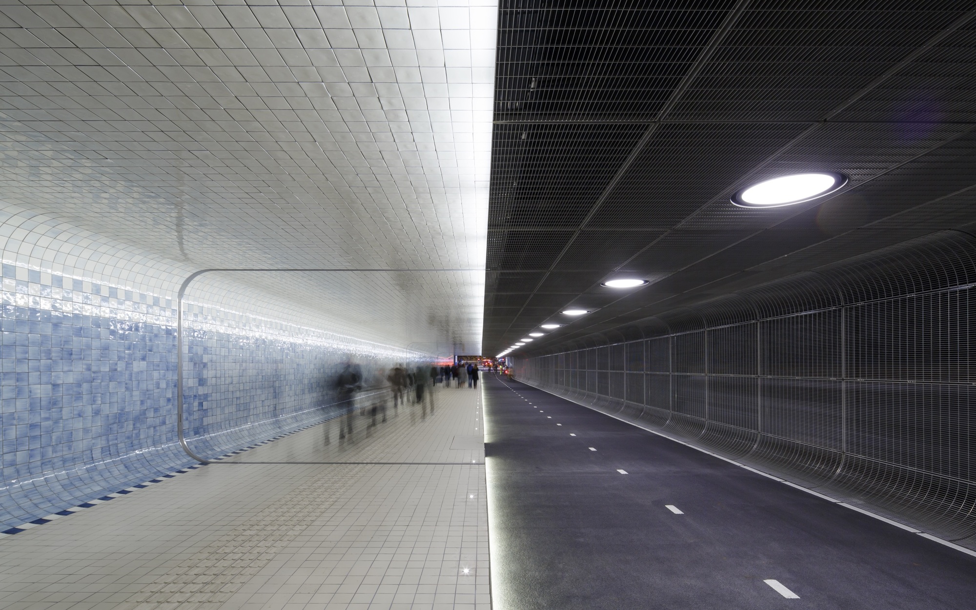 Gallery of 51N4E wins 2018 European Prize for Urban Public Space - 14
