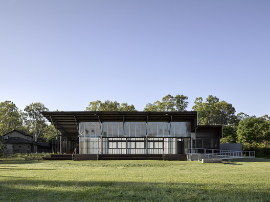 Salón comunitario Curra / Bark Design Architects Salón comunitario Curra / Bark Design Architects - Imagen 8 de 33