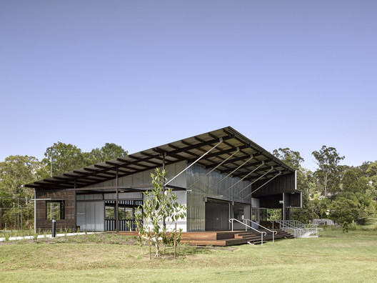 Salón comunitario Curra / Bark Design Architects Salón comunitario Curra / Bark Design Architects - Imagen 19 de 33