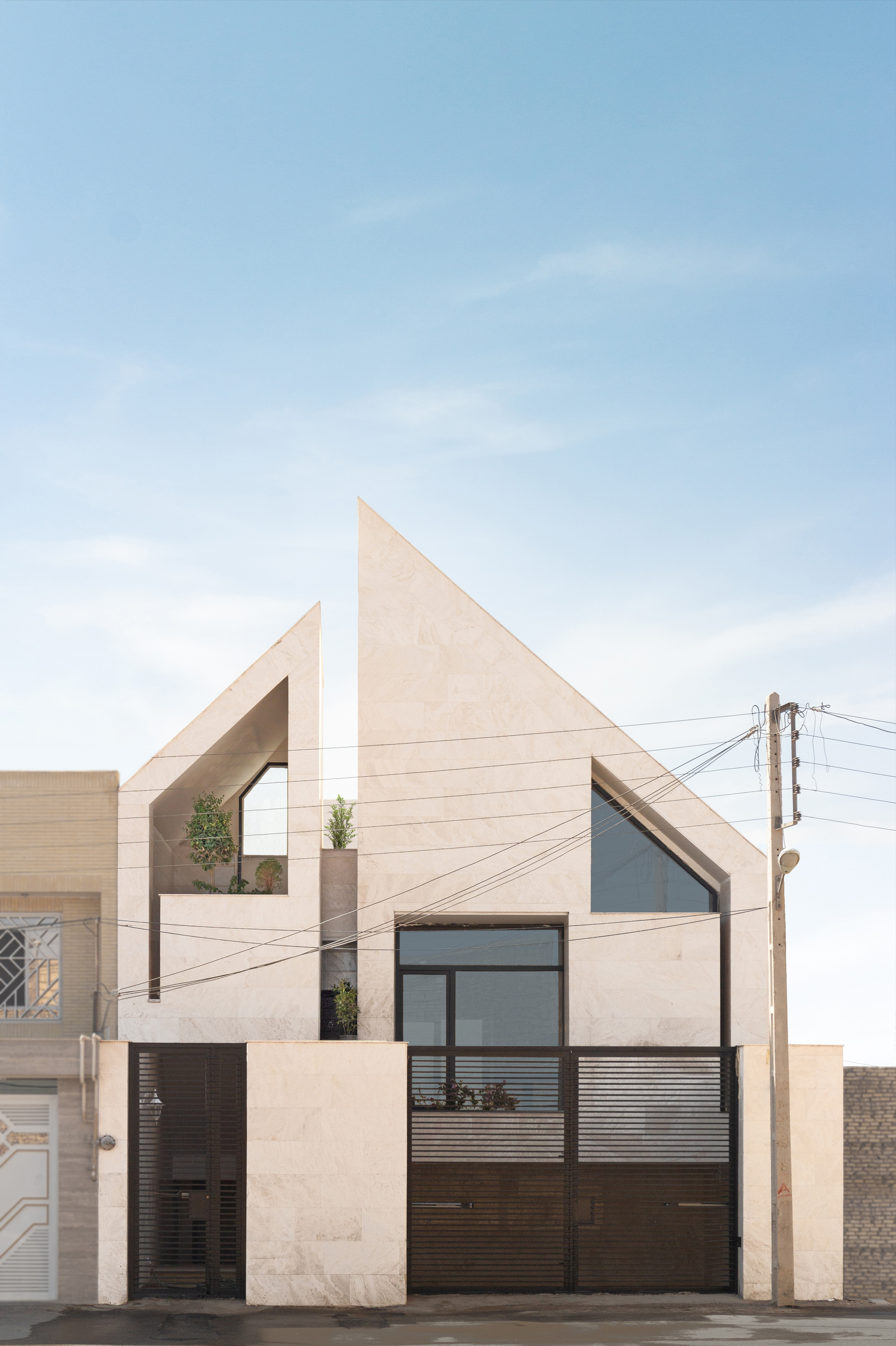 Yazd Urban Villa / awe office | ArchDaily