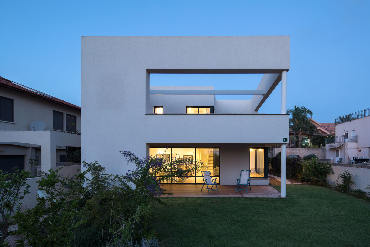 Residência Ivri / helio architects - Imagem 8 de 30