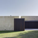 Single-Family House in Valverde / estudio arn arquitectos - Houses