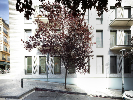 Avinguda Catalunya 11 / FITA - Image 14 of 50