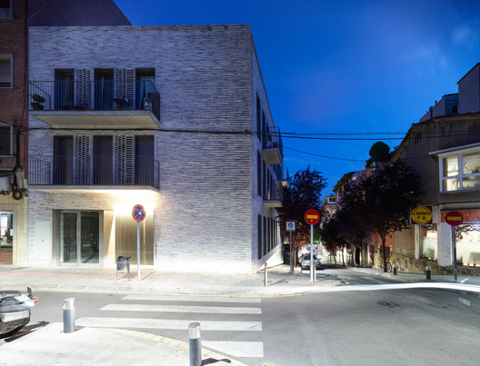 Avinguda Catalunya 11 / FITA - Image 29 of 50