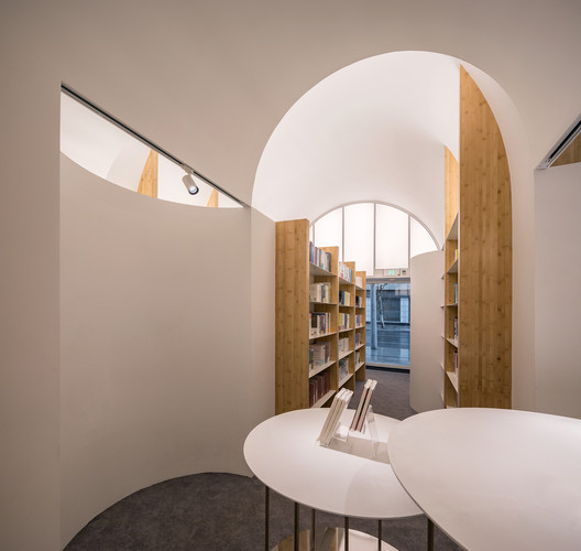 Café Librería Longshang / atelier mearc Café Librería Longshang / atelier mearc - Imagen 17 de 23
