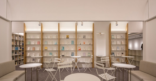 Café Librería Longshang / atelier mearc Café Librería Longshang / atelier mearc - Imagen 12 de 23