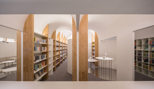 Café Librería Longshang / atelier mearc Café Librería Longshang / atelier mearc - Imagen 18 de 23
