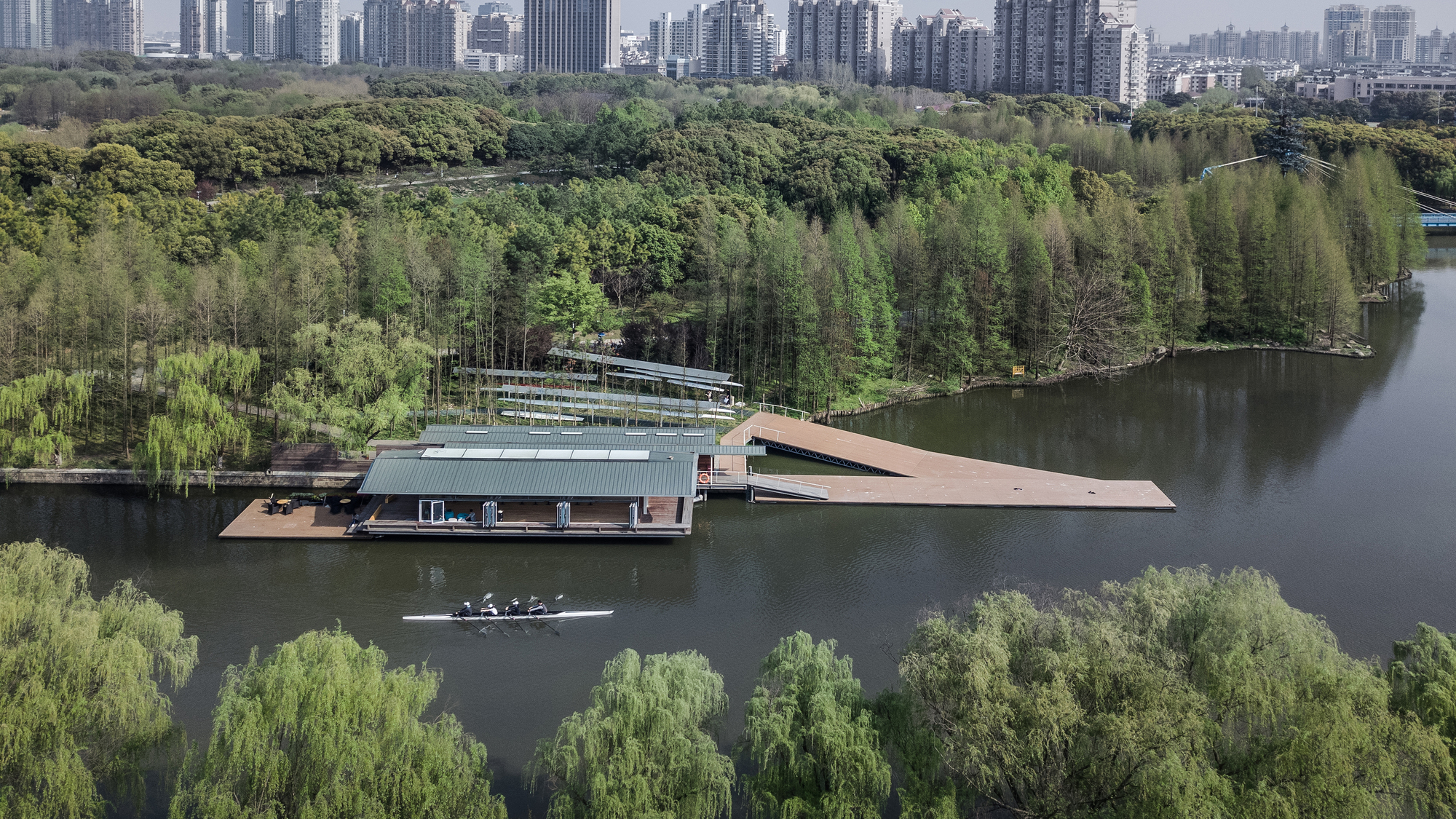 Gallery of Deep Dive Rowing Club / Scenic Architecture Office 3