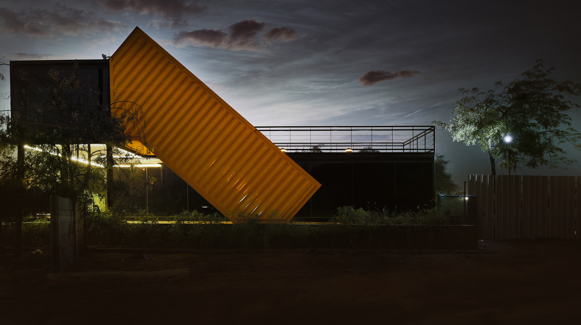 Gallery of Yellow Box Office / FLXBL Design Consultancy - 9