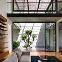 Cascading Courts  / HYLA Architects - Casas