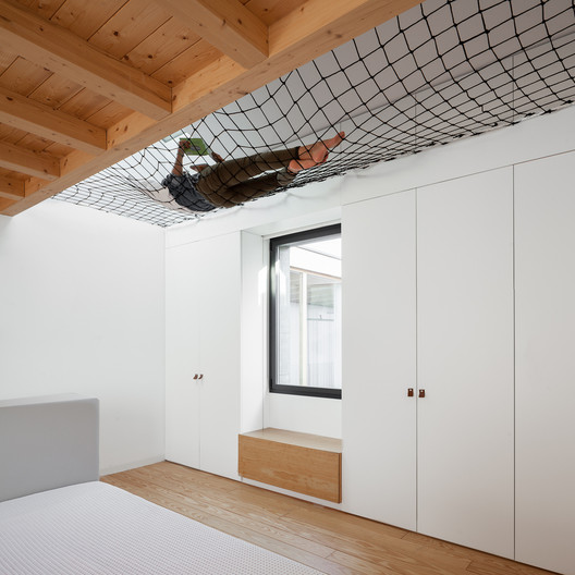 Space-Saving Solutions: 33 Creative Storage Ideas - Image 13 of 34