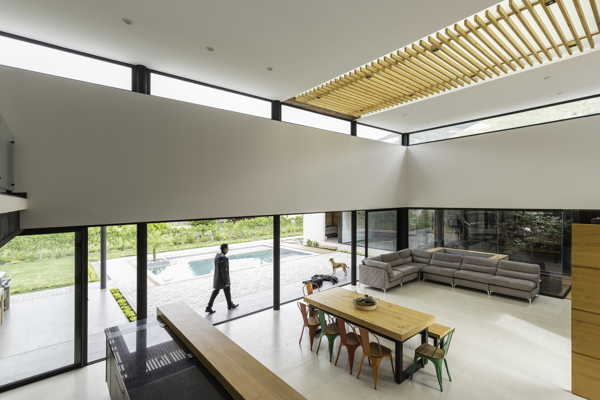 Gallery of The Collector's House / CU+AR ESTUDIO - 11