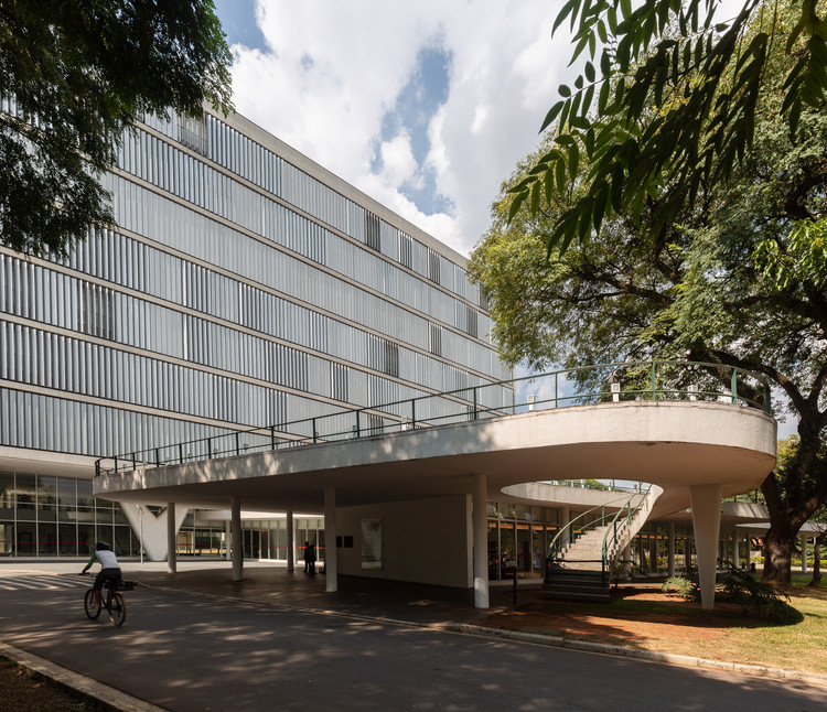 AD Classics: The Architecture of Ibirapuera Park / Oscar Niemeyer - Image 4 of 34