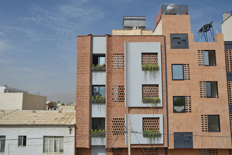 apartment  No. 84 / MiriStudio - More Images