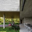 Casa PLM / Luiz Paulo Andrade Arquitetos - Mesa, Cadeira, Aido, Pátio