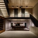 Historias intermedias / HYLA Architects - Interiores De Casas