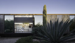 Un pequeño estudio de Arte / Chen + Suchart Studio