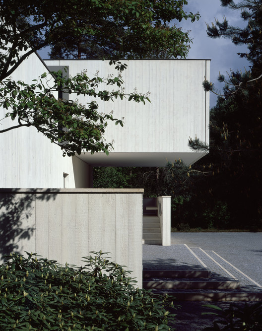 Villa Waalre / Russell Jones - Imagem 15 de 34