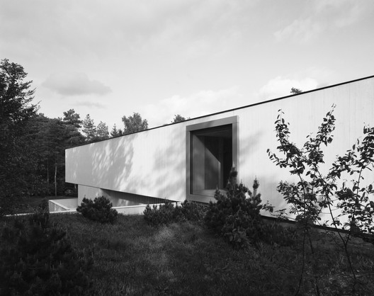 Villa Waalre / Russell Jones - Imagem 4 de 34
