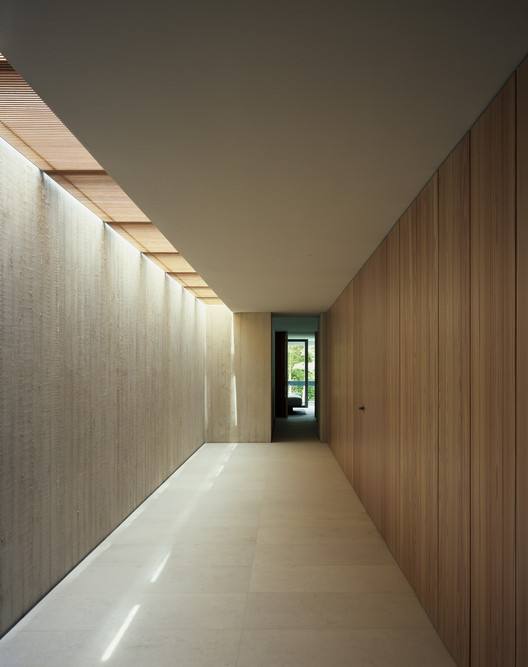 Villa Waalre / Russell Jones - Imagem 2 de 34