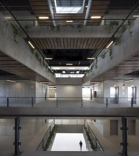 Nissan Renault Finance Mexico / Dellekamp Arquitectos - Image 7 of 16