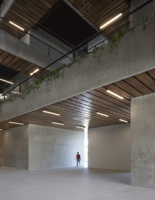 Nissan Renault Finance Mexico / Dellekamp Arquitectos - Image 3 of 16