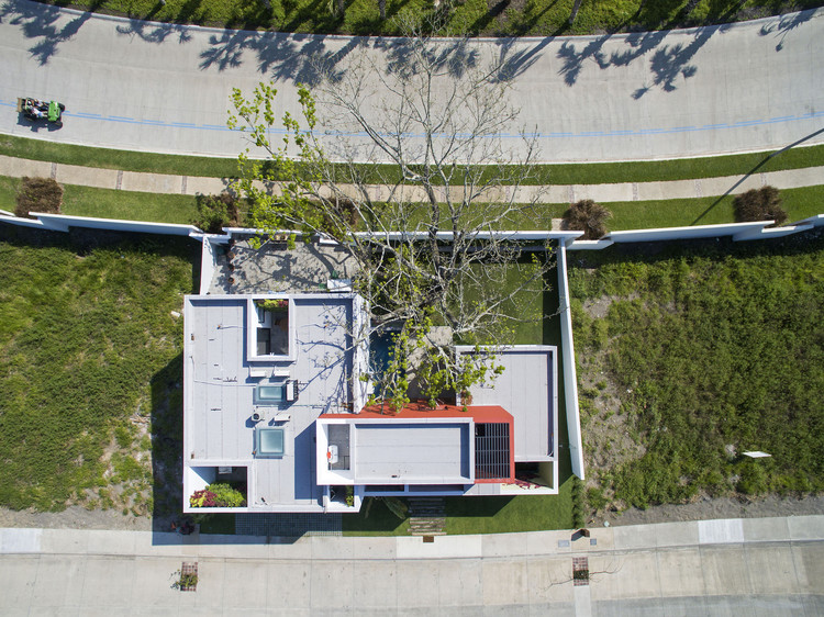 Casa del Arbol  / OBRA BLANCA - Más Imágenes