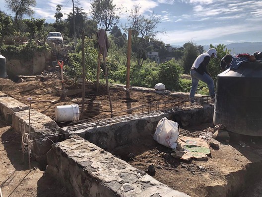 Después del 19S: Apoya la iniciativa de Dellekamp Arquitectos por reconstruir hogares en Ecatzingo, Estado de México - Imagen 21 de 24