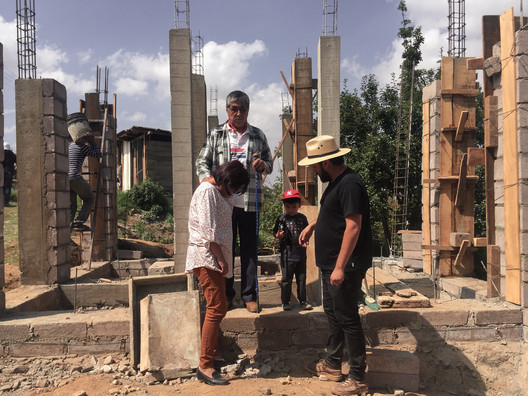 Después del 19S: Apoya la iniciativa de Dellekamp Arquitectos por reconstruir hogares en Ecatzingo, Estado de México Después del 19S: Apoya la iniciativa de Dellekamp Arquitectos por reconstruir hogares en Ecatzingo, Estado de México - Imagen 4 de 24