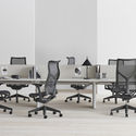 Conoce la silla que busca adaptarse a cualquier tipo de cuerpo por Herman Miller - Image 2 of 4
