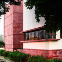 印度双表皮红砖住宅 Rambaugh / Parekh Collaborative - 独立住宅