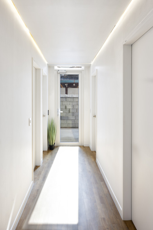 JEJE Guesthouse / skimA JEJE Guesthouse / skimA - Imagem 5 de 23