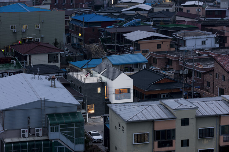 JEJE Guesthouse / skimA - Imagem 4 de 23
