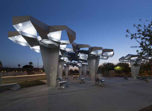 Shadow Play / Howeler + Yoon Architecture - Image 11 of 22