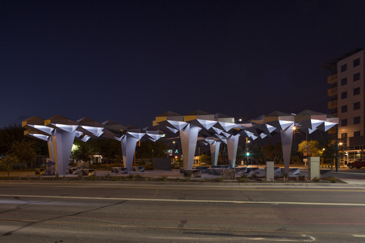 Shadow Play / Howeler + Yoon Architecture - Image 3 of 22