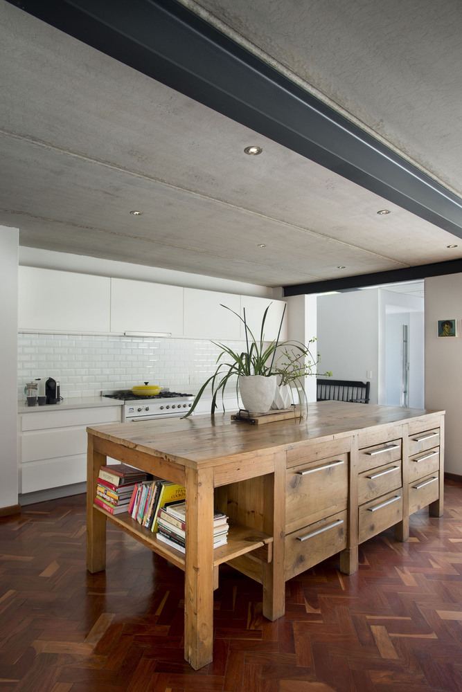 Gallery of Link House / Strey Architects and Associates 11