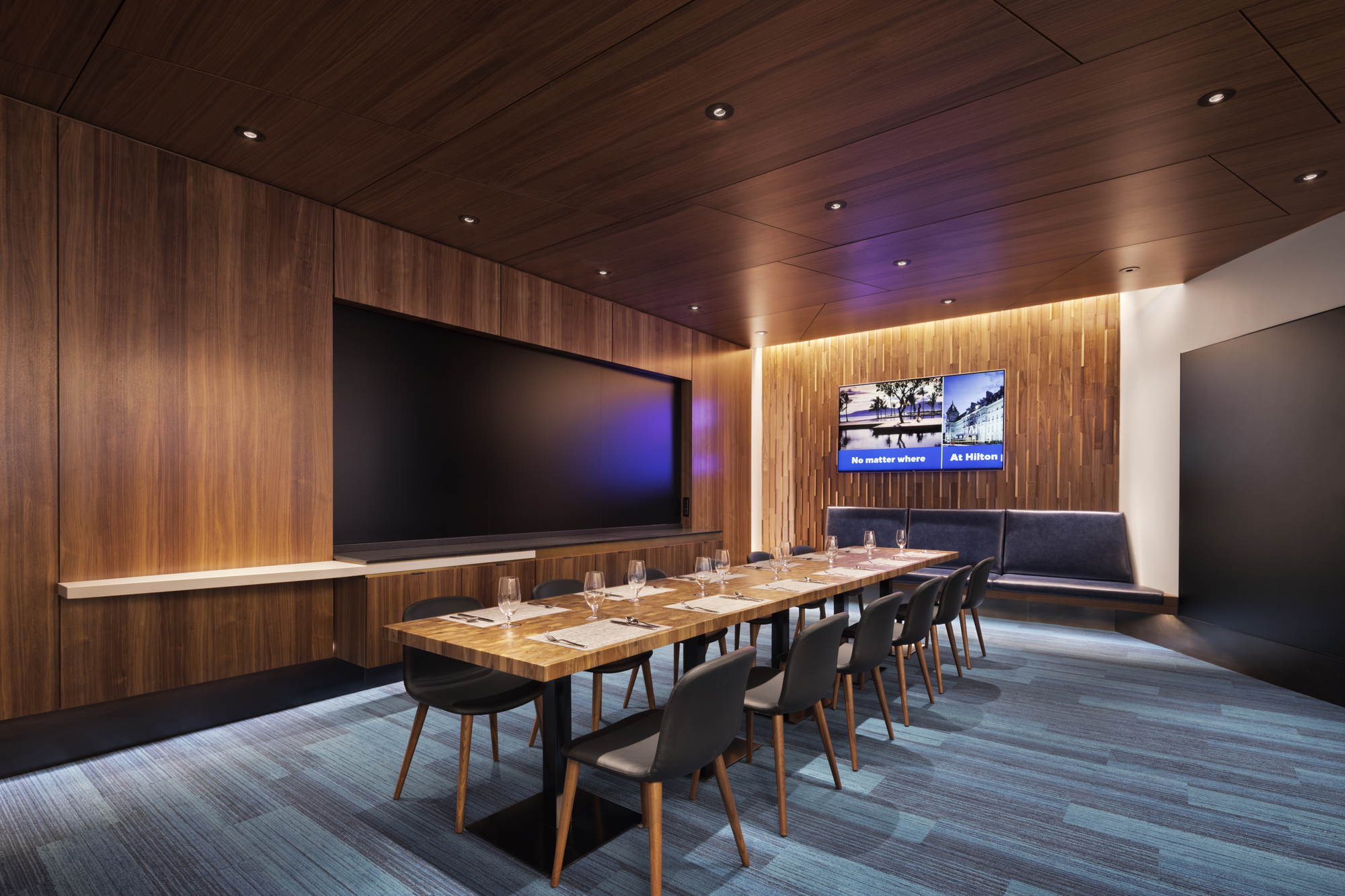 Gallery of The Social at Hilton Headquarters / CORE architecture