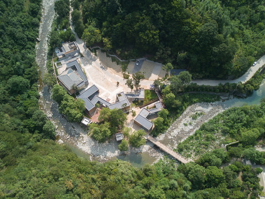 Centro de Visitantes Chatouya / Tumushi Architects - Imagem 7 de 25