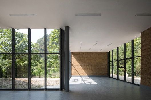 Centro de Visitantes Chatouya / Tumushi Architects - Imagem 12 de 25