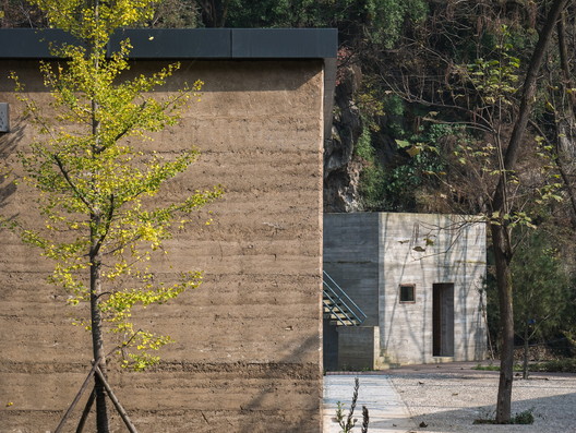 Centro de Visitantes Chatouya / Tumushi Architects - Imagem 10 de 25
