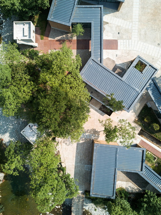 Centro de Visitantes Chatouya / Tumushi Architects - Imagem 20 de 25