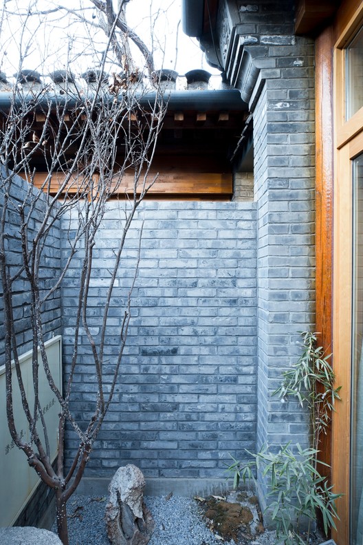 Casa dos Dez Pátios / Atelier ZAI - Imagem 9 de 24