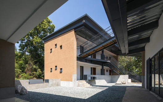 Academia Jingfeng / Tumushi Architects - Imagen 9 de 23