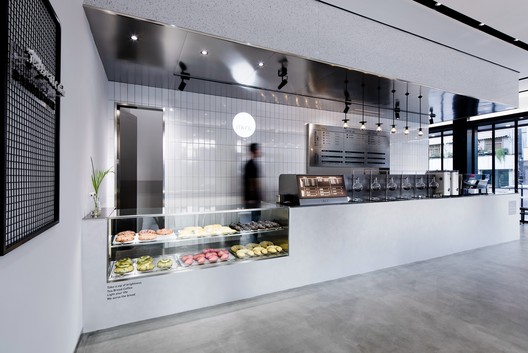 ITAFE Coffee & Drinking Store / daylab studio - Imagem 11 de 24