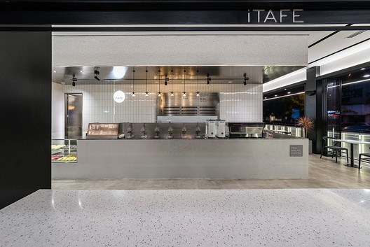 ITAFE Coffee & Drinking Store / daylab studio - Imagem 20 de 24
